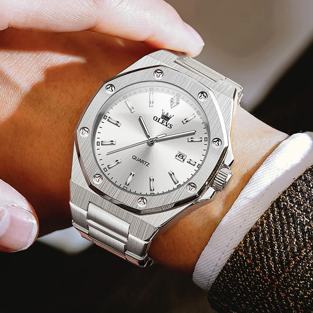 OLEVS 3613 Men's Watch with Gold Bracelet, Business Style, Gift-Ready, 3ATM Waterproof - Image 3